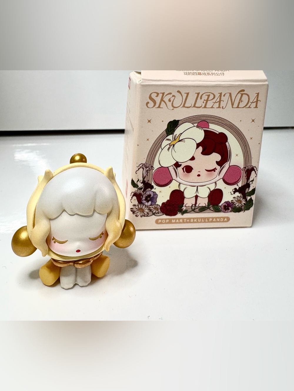 Pop Bean Skullpanda Petals in 4 Scenes-The Invitation of Light! Asia Exclusive.